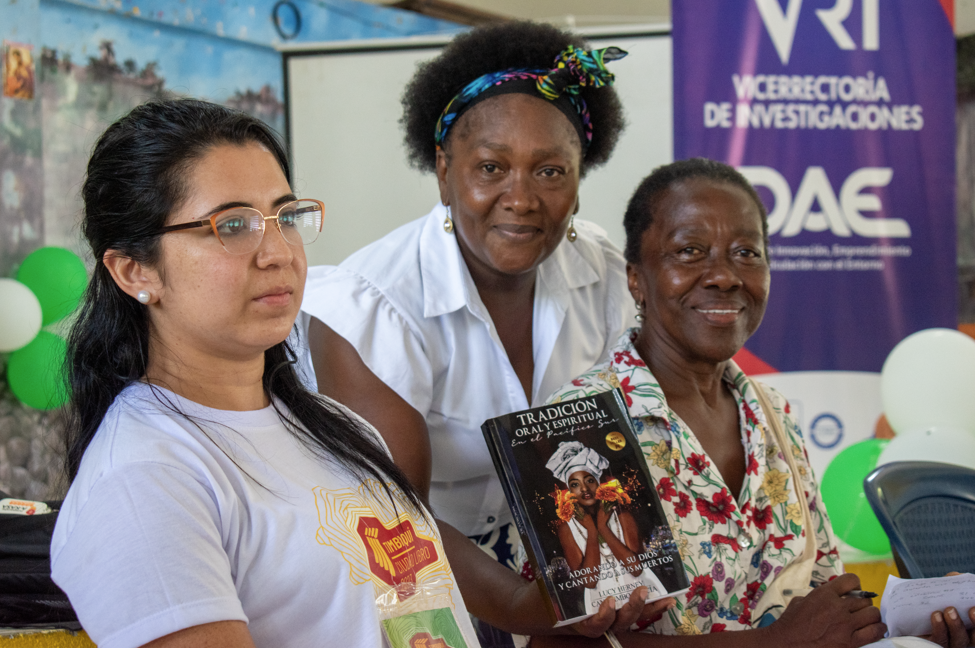 Imagen de Puerto Tejada Ciudad Libro 4